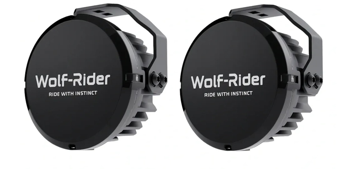 🖤 Tapa de lujo negra Wolf-Rider para luces auxiliares